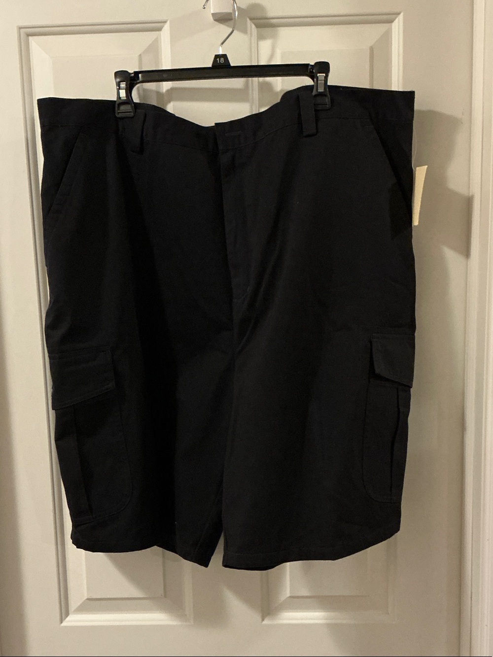 Vintage North Bay Rugged Essentials Cargo Shorts Flat Front Navy Blue Sz 46 NWTs